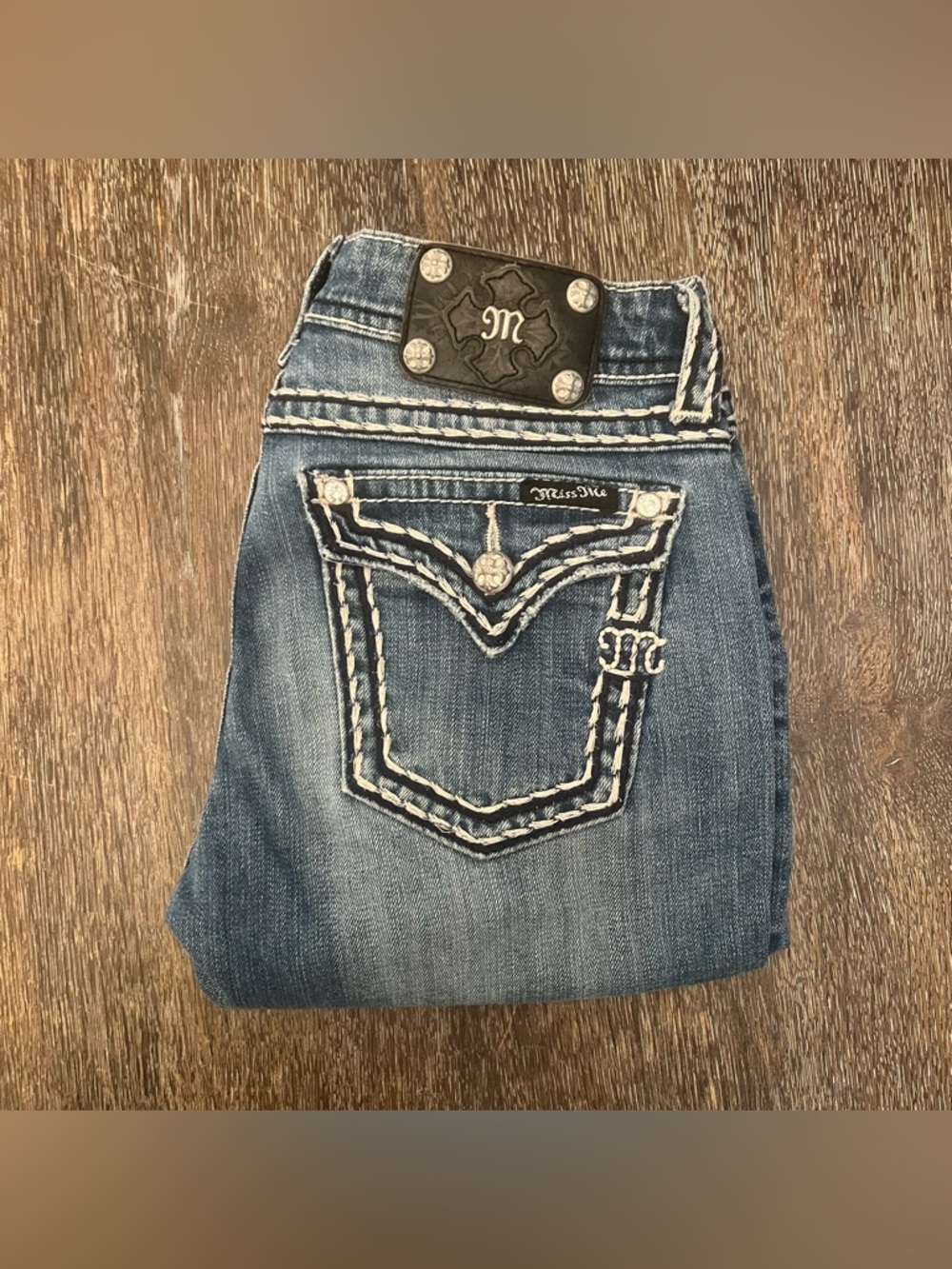 Miss Me Easy Capri Jeans Size 27
